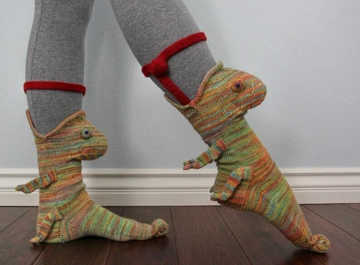 🎅Hot Sale- 3D Knit Crocodile Socks