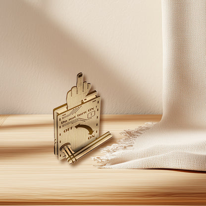 😎Funny Middle Finger Switch Toy