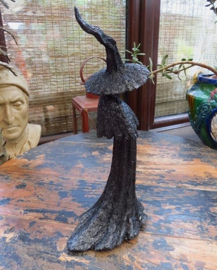 🔥LAST DAY 49% OFF - 🧙‍♀️💫Handmade Black Witch Statue: The Guardian of Your Home