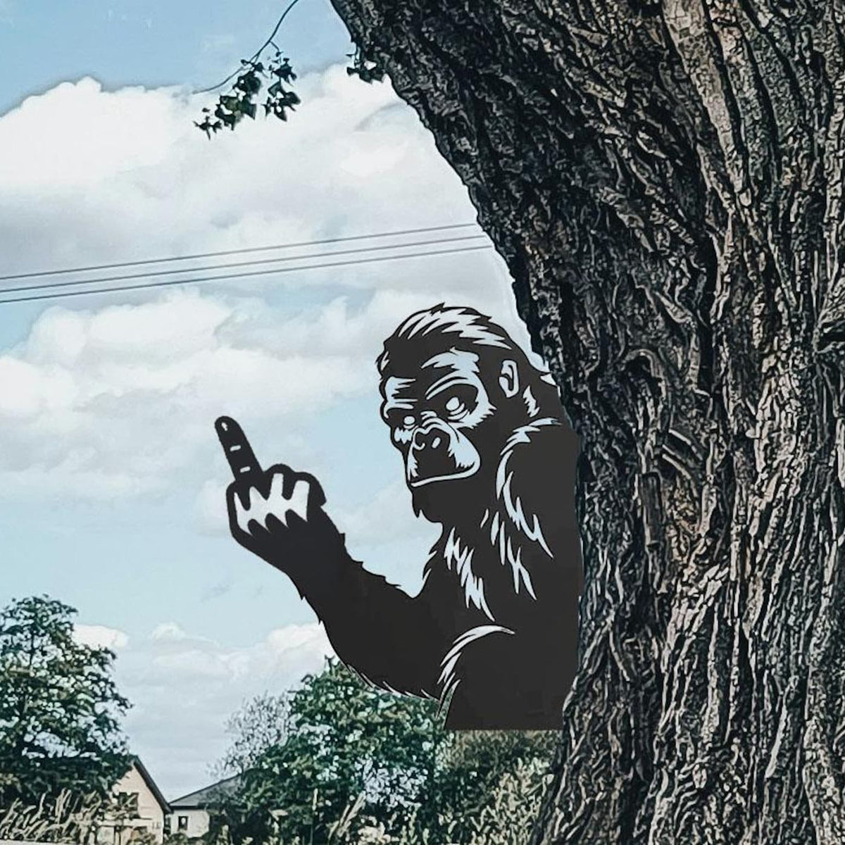 🤣Hilarious Bigfoot Middle-Finger Metal Yard Decor