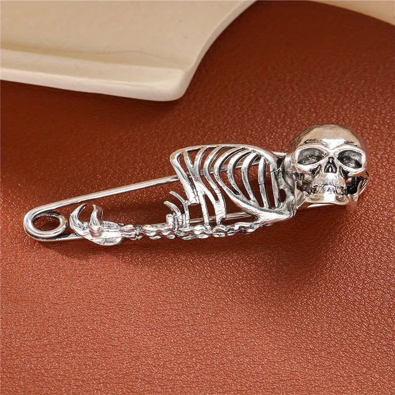 Mystical Skull Pin Brooch - Gothic Style Jewelry