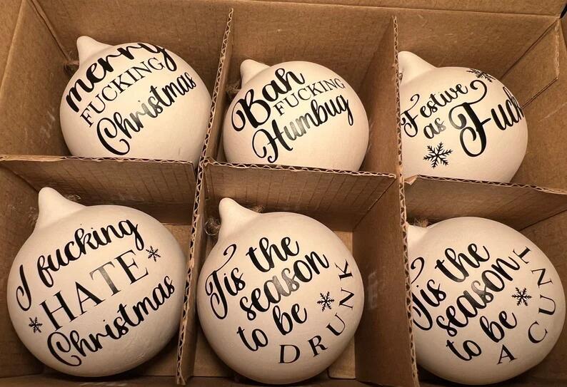 🎁Christmas Funny Offensive Bauble-Rude Baubles 🎄