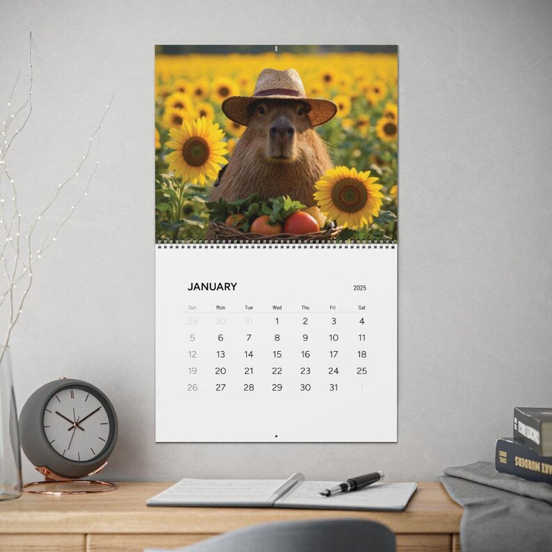😍2025 Capybara Wall Calendar
