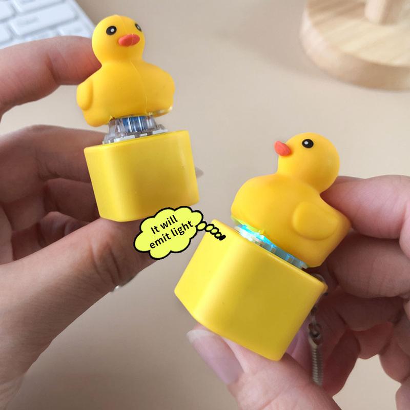 🦆Funny Quacking Duck Hat Keychain