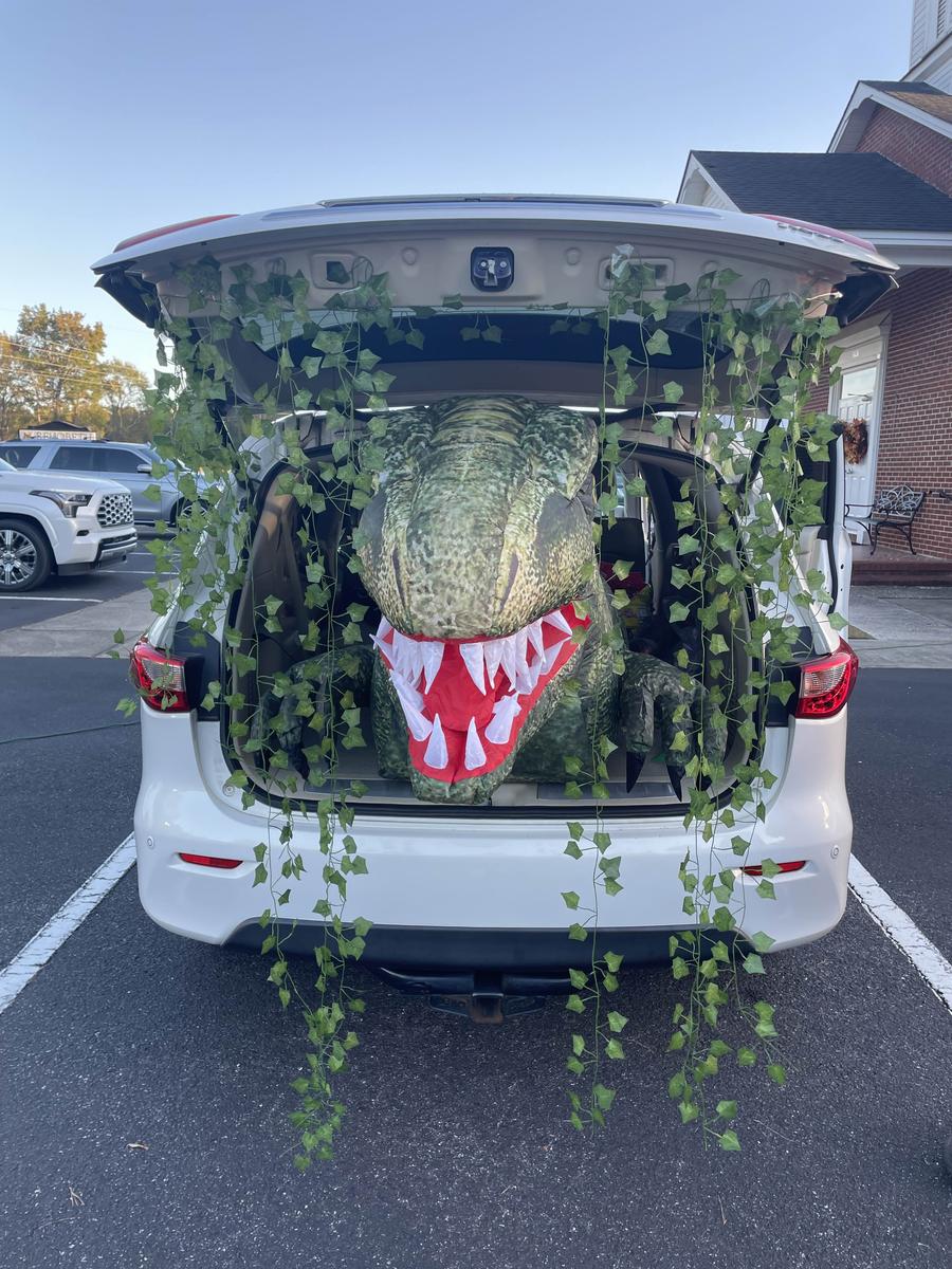 🎃Dinosaur Trunk or Treat Halloween Inflatable 👻