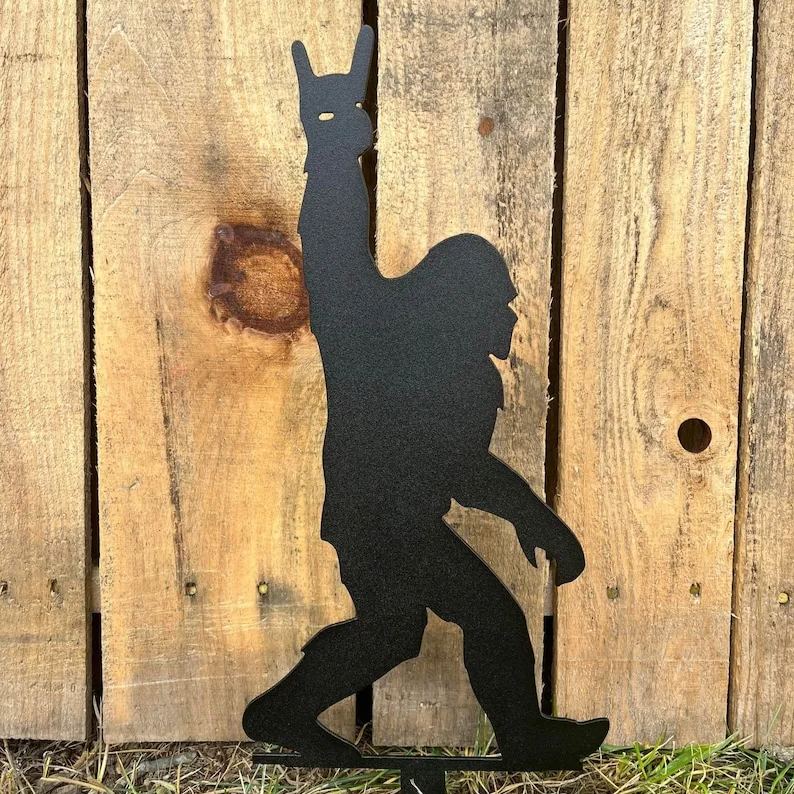 🤩Bigfoot Garden Stake👣